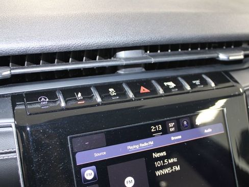 Used 2023 Jeep Grand Cherokee L Laredo image 47