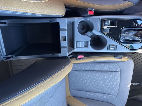 Certified 2025 Subaru Crosstrek 2.5i Sport w/ Crosstrek Mirror Package image 21