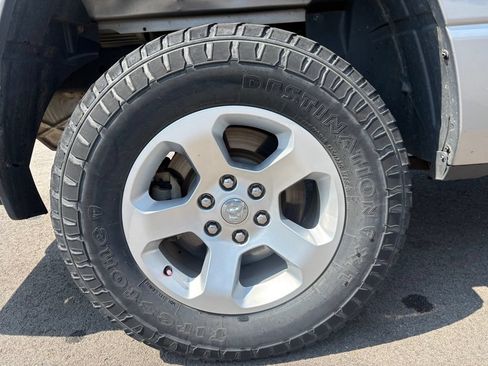 Used 2020 RAM 1500 Tradesman AWD/4WD image 29