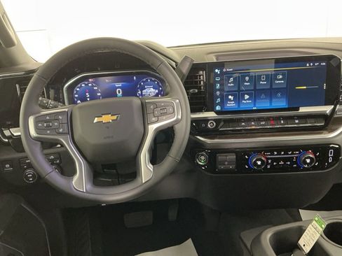 New 2026 Chevrolet Silverado 1500 LT AWD/4WD image 15