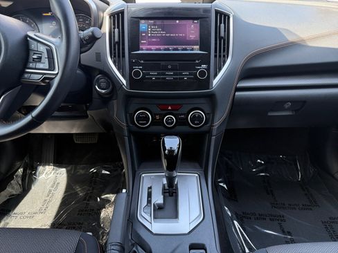 Used 2021 Subaru Crosstrek 2.0i Premium w/ Moonroof Package image 11