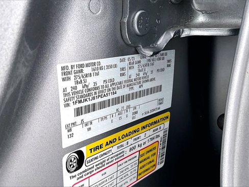 Used 2023 Ford Expedition Max XLT image 36