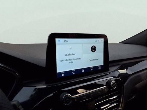 Used 2024 Ford Escape ST-Line w/ Cold Weather Package image 8