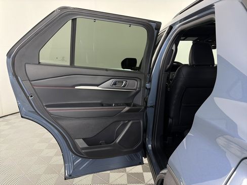 Certified 2025 Ford Explorer ST-Line w/ Premium Package image 12