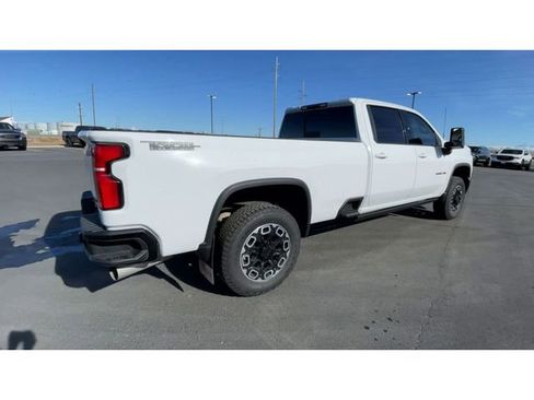 Used 2025 Chevrolet Silverado 3500 LTZ w/ Trail Boss Package AWD/4WD image 4