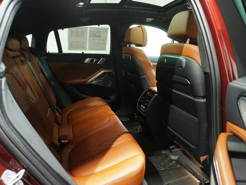 Used 2024 BMW X6 M60i AWD/4WD image 15