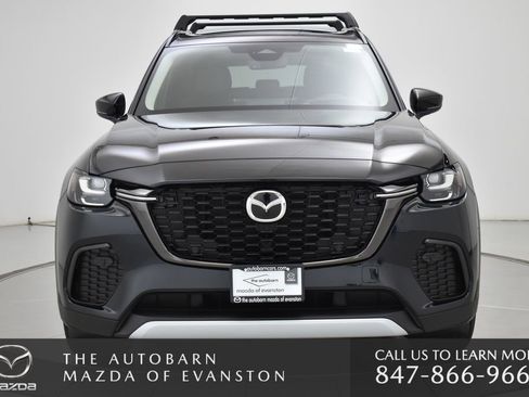 Used 2025 MAZDA CX-70 Plug-In Hybrid w/ Premium Pkg image 12