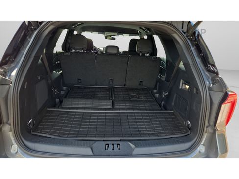 Used 2025 Ford Explorer ST-Line w/ Premium Package RWD image 13