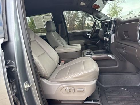 Used 2019 GMC Sierra 1500 SLT image 34