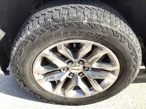 Used 2021 GMC Sierra 1500 SLT image 34