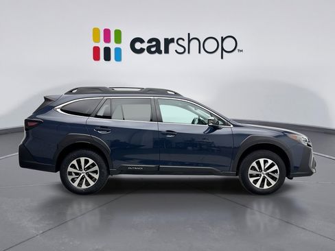 Used 2023 Subaru Outback Premium image 6