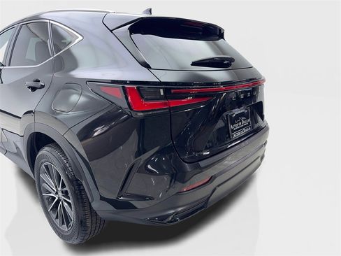 Used 2024 Lexus NX 250 FWD image 19