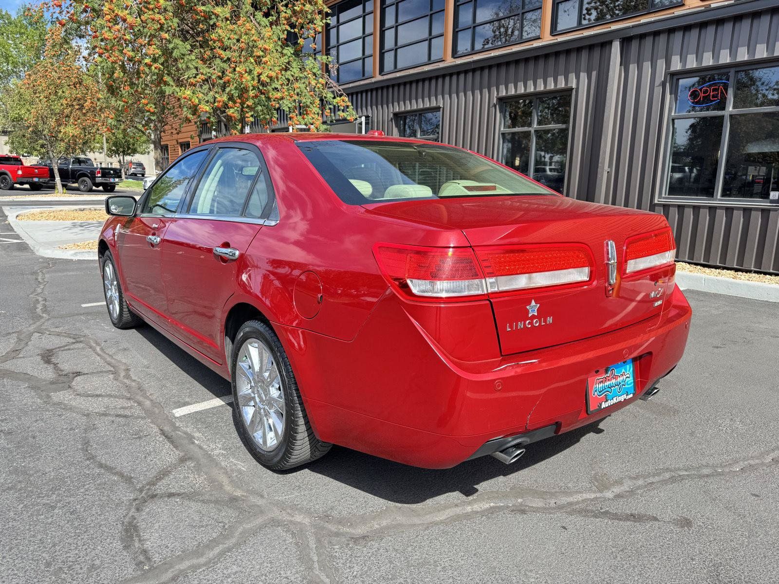 Used 2010 Lincoln MKZ AWD image 3