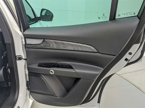 Used 2024 Maserati Grecale GT image 74