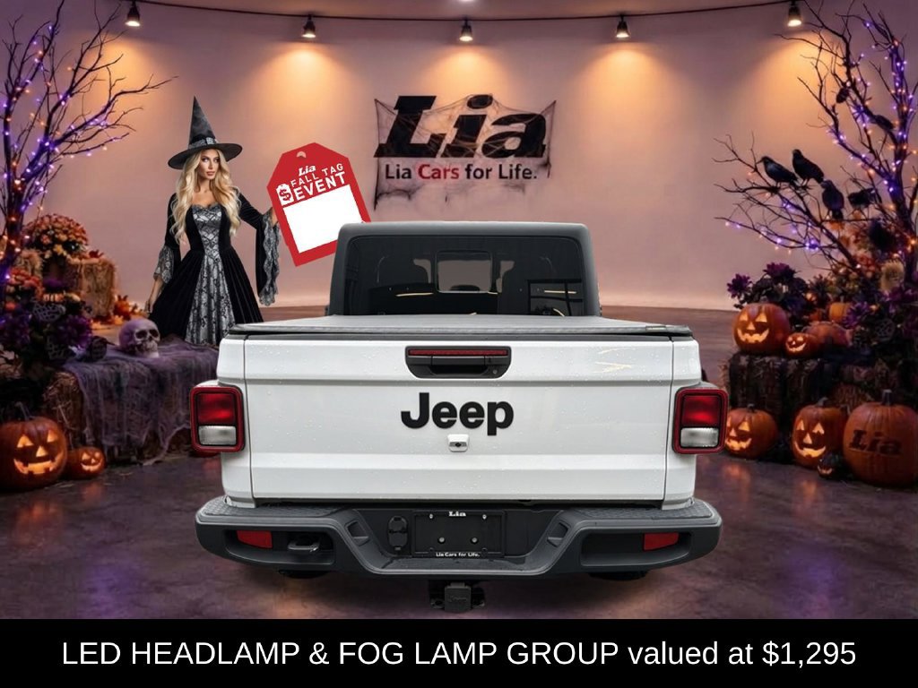 Certified 2022 Jeep Gladiator Sport AWD/4WD image 5