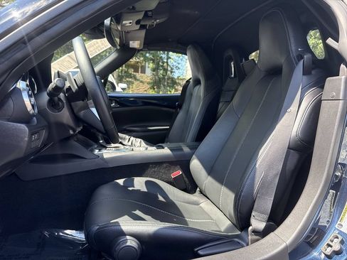 Used 2021 MAZDA MX-5 Miata Grand Touring RWD image 13