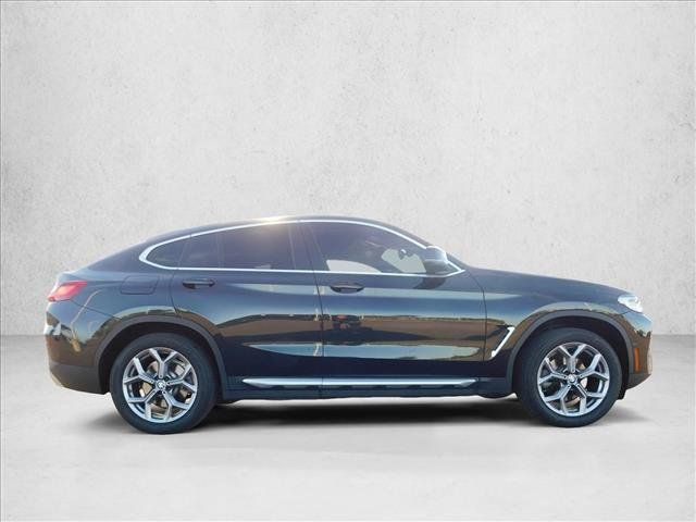 Used 2024 BMW X4 xDrive30i AWD/4WD image 4