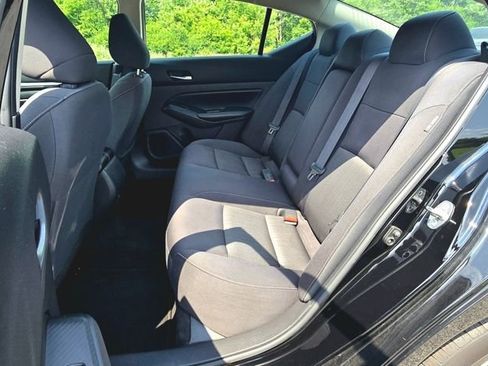 Used 2022 Nissan Altima 2.5 SV image 10