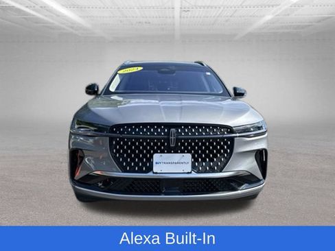 Used 2024 Lincoln Nautilus Reserve AWD/4WD image 3