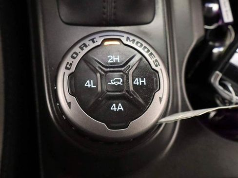 Certified 2023 Ford Bronco Wildtrak AWD/4WD image 28