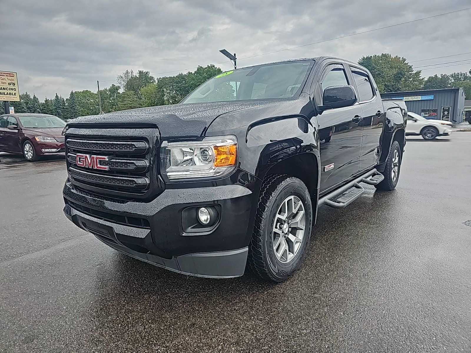 Used 2018 GMC Canyon All Terrain w/ All Terrain X Package AWD/4WD image 7