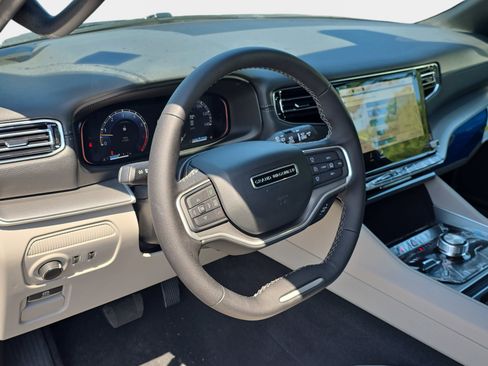 New 2026 Jeep Grand Wagoneer L 4WD image 31