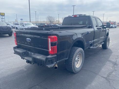 Used 2025 Ford F250 XL w/ STX Appearance Package image 6