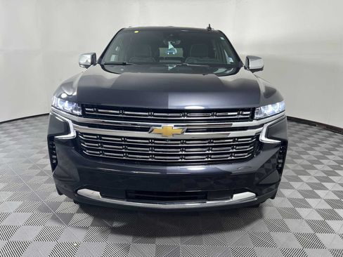 Used 2024 Chevrolet Tahoe Premier w/ Premium Package RWD image 2