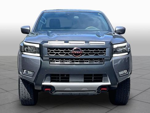 Used 2026 Nissan Frontier PRO-4X AWD/4WD image 4