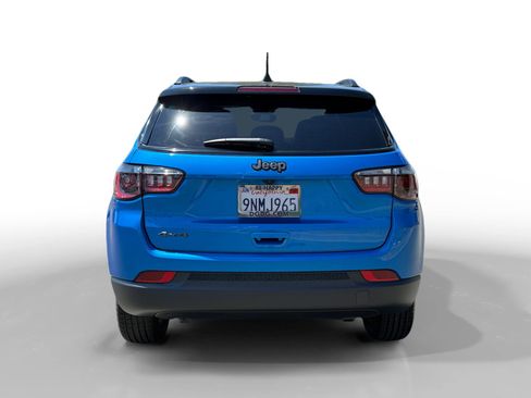 Used 2024 Jeep Compass Latitude w/ Altitude Special Edition AWD/4WD image 4