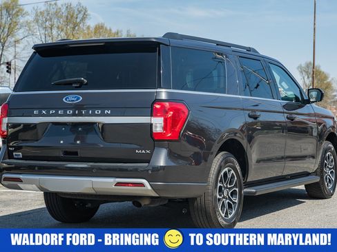 Used 2024 Ford Expedition Max XLT image 5
