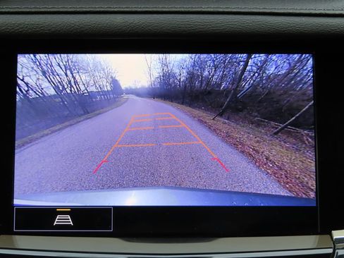 Certified 2024 Cadillac XT6 Premium Luxury image 6