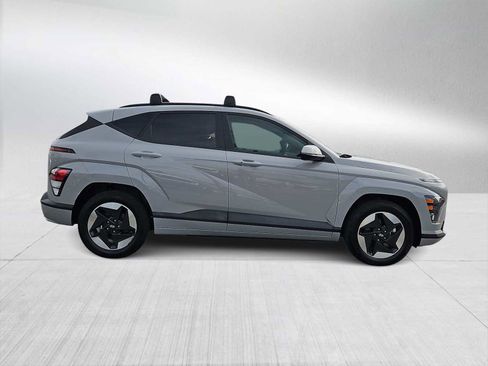 Used 2024 Hyundai Kona SEL image 9
