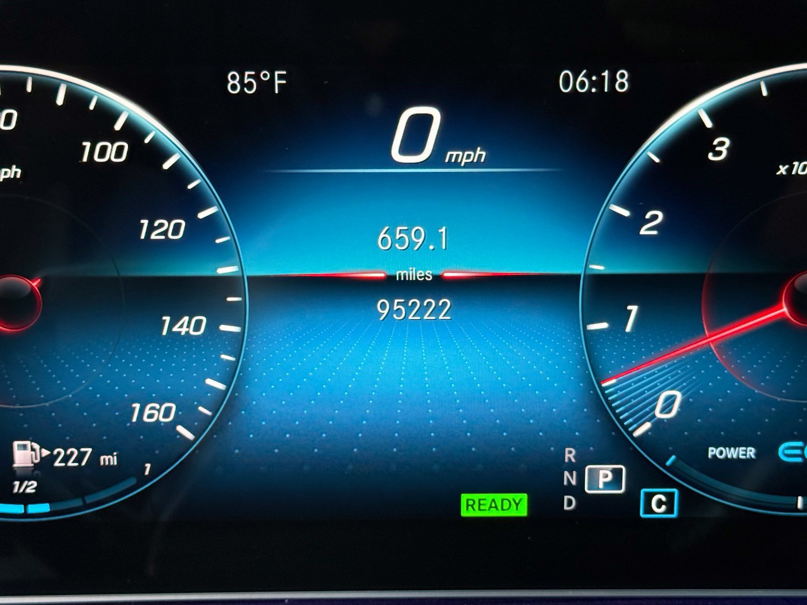 Used 2021 Mercedes-Benz GLS 450 4MATIC image 23