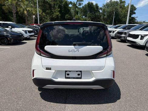 Certified 2024 Kia Soul LX w/ Option Group 015 FWD image 6