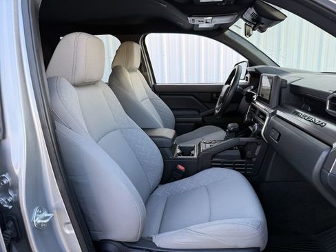 Used 2024 Toyota Tacoma SR5 image 29