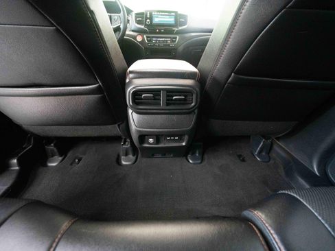 Used 2024 Honda Passport TrailSport image 22