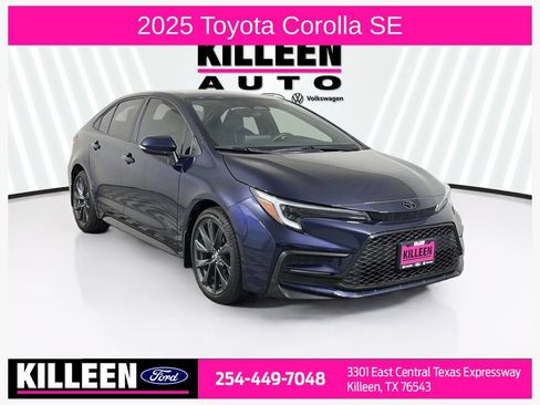 Used 2025 Toyota Corolla SE FWD image 1