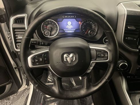 Used 2019 RAM 1500 Big Horn AWD/4WD image 5
