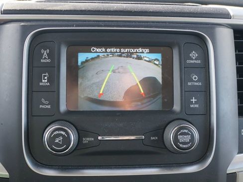 Used 2019 RAM 1500 Classic SLT image 28