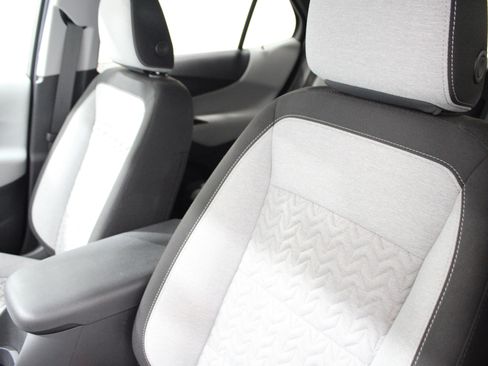 Used 2023 Chevrolet Equinox LT w/ LPO, Floor Liner Package image 6