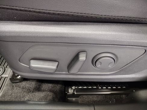 New 2026 Hyundai Tucson Limited image 24