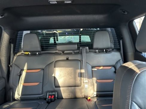 Used 2021 GMC Sierra 1500 AT4 image 32