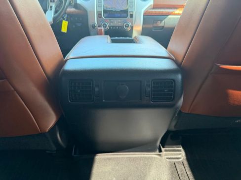 Used 2018 Toyota Tundra 1794 Edition AWD/4WD image 31