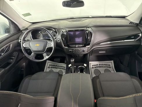 Used 2020 Chevrolet Traverse LT w/ Driver Confidence II Package image 21