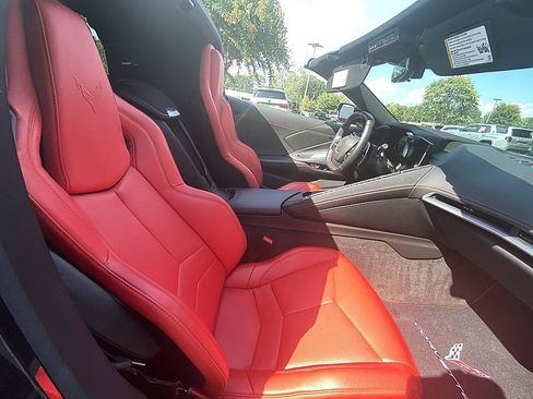 Used 2023 Chevrolet Corvette Stingray Coupe w/ 1LT RWD image 21