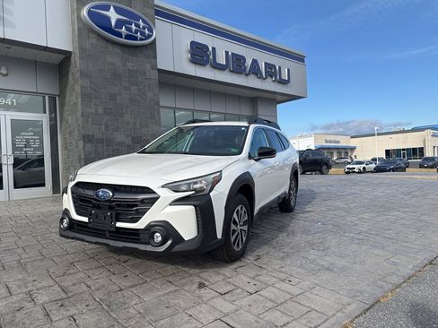 New 2025 Subaru Outback Premium image 2