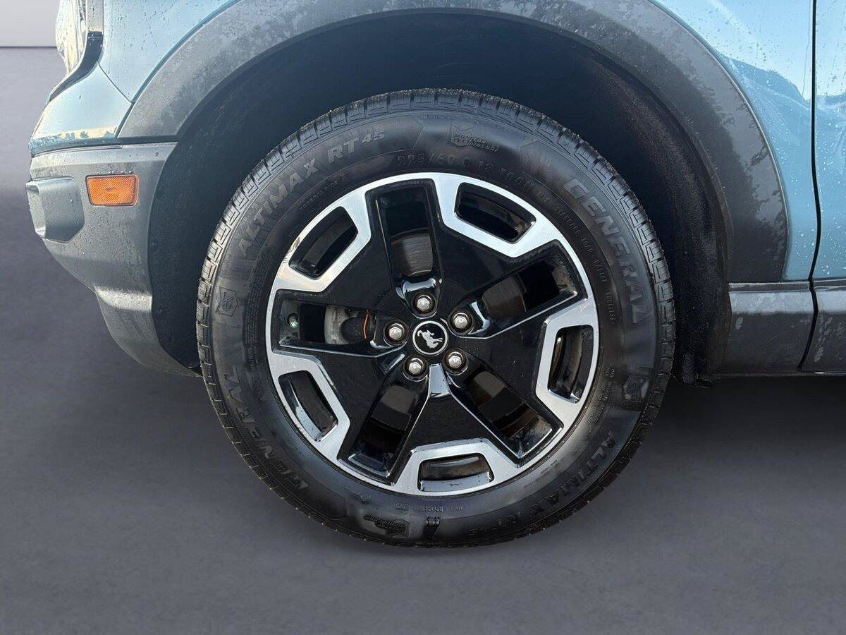 Used 2021 Ford Bronco Sport Outer Banks AWD/4WD image 14