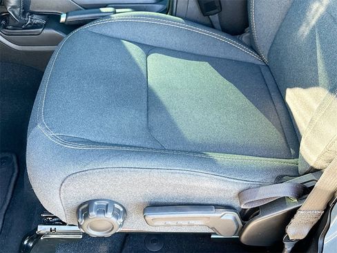 Used 2024 Jeep Wrangler Sport S image 18