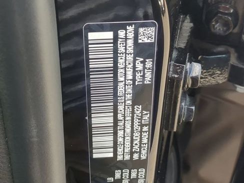 Used 2023 Jeep Renegade Latitude image 54